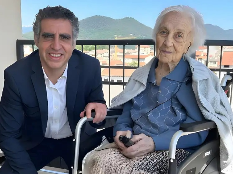 У старейшего человека в мире был молодой микробиом и «исключительный геном»