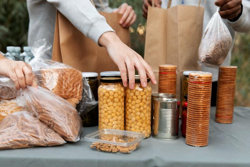 Закон о фудшеринге: нераспроданные продукты будут передавать нуждающимся