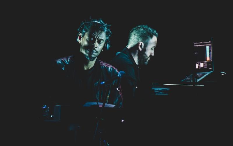 Группа Massive Attack призывает музыкальную индустрию стать экологичнее