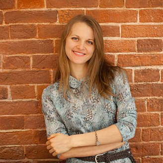 Анна Жунёва