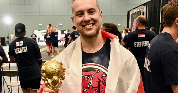 Веган третий раз подряд завоевал титул сильнейшего на ежегодном соревновании Natural World's Strongest Man