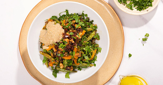 Чечевица с овощами и тахини