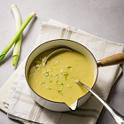 Суп-пюре из лука-порея и картофеля