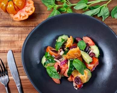 Салат Панцанелла