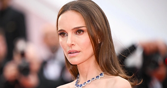 Натали Портман инвестировала в компанию, создающую веганскую «кожу» без пластика