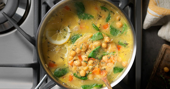 Суп с овощами и нутом