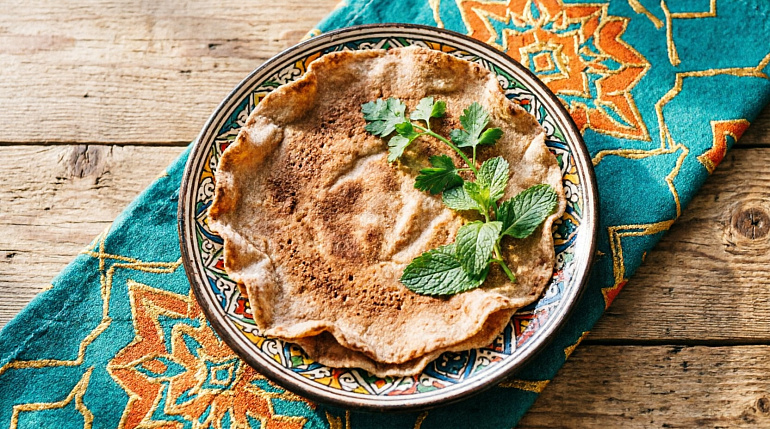 Лепёшки (лаваши) из нутовой муки в марокканском стиле